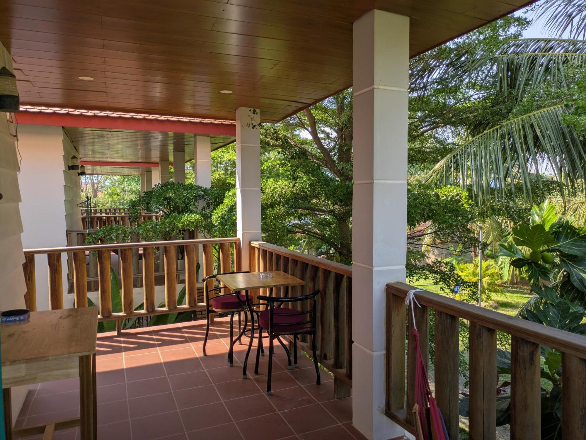 Coconut Lodge Кампот Екстериор снимка