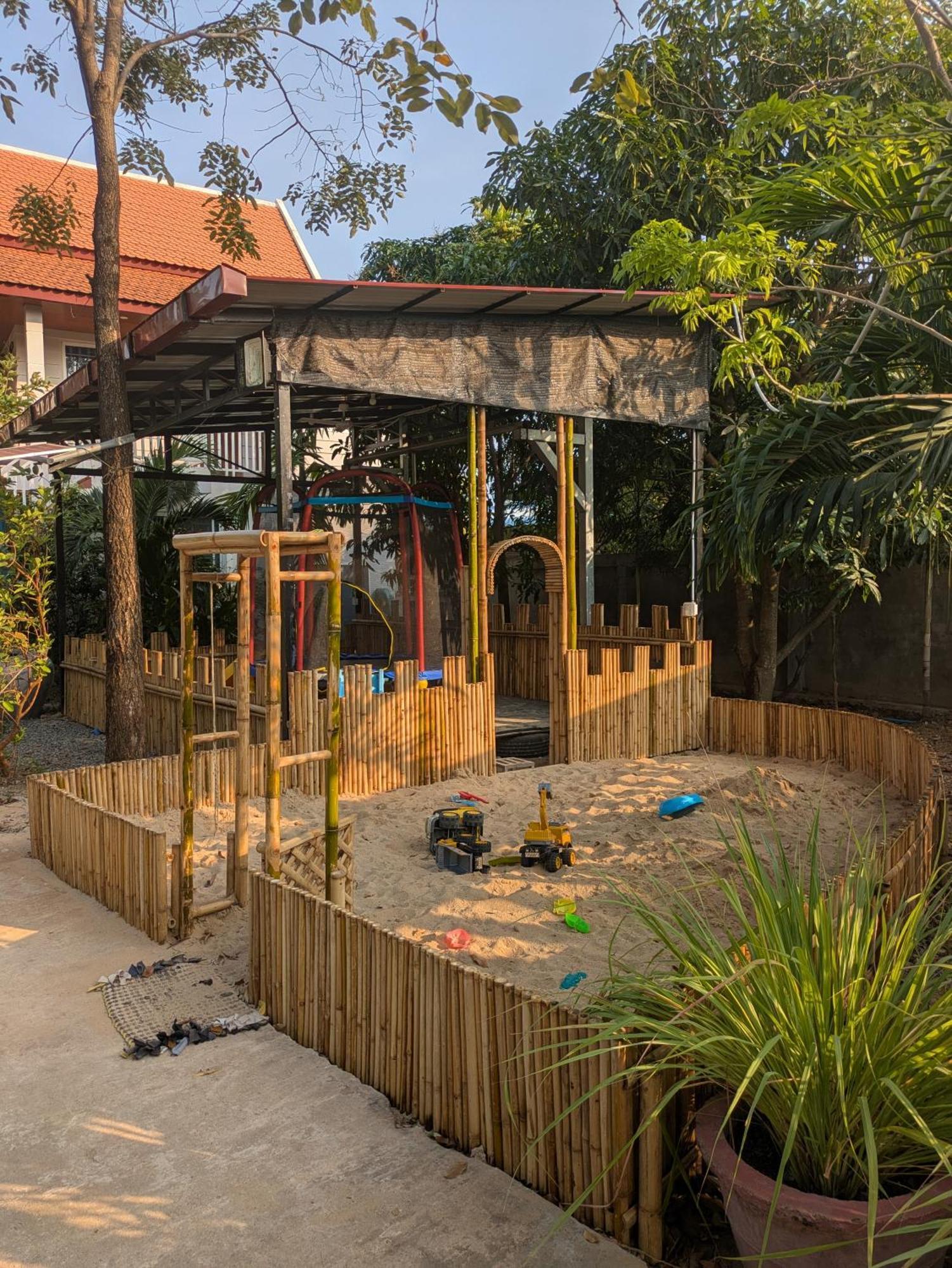 Coconut Lodge Кампот Екстериор снимка