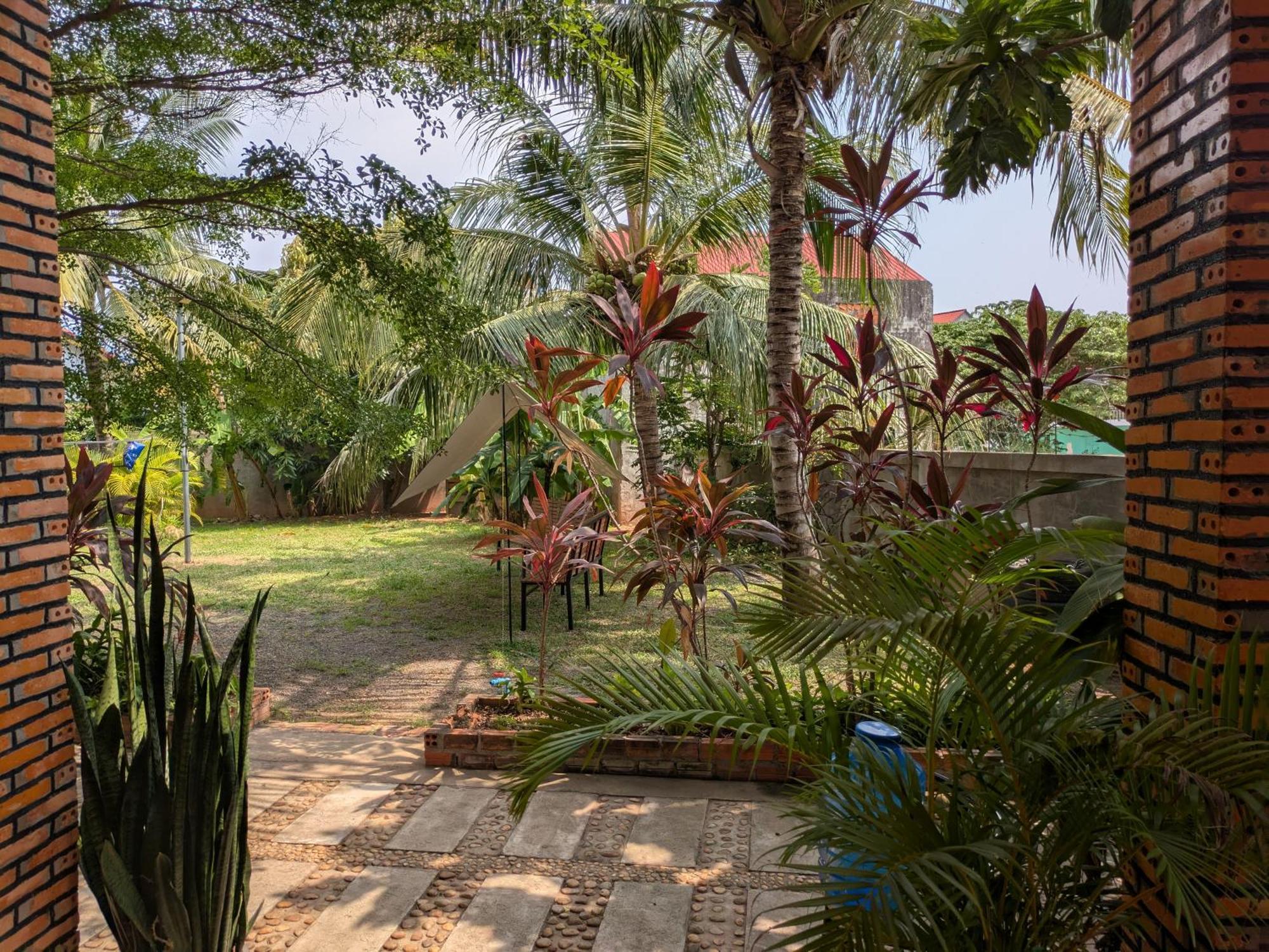 Coconut Lodge Кампот Екстериор снимка